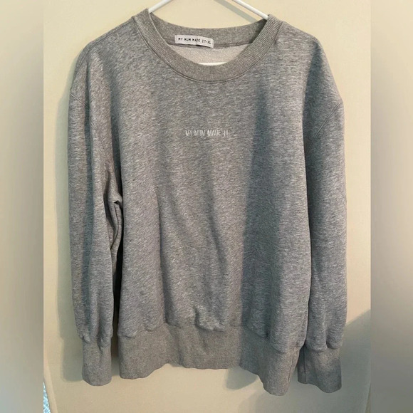 My Mum Made It Logo Embroidered Heather Grey Crewneck Sweatshirt Sz XL - Picture 1 of 12